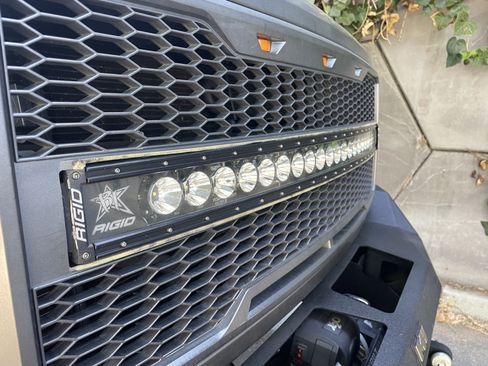 Used 2015 Ford F250 Lariat w/ Lariat Interior Package AWD/4WD image 23