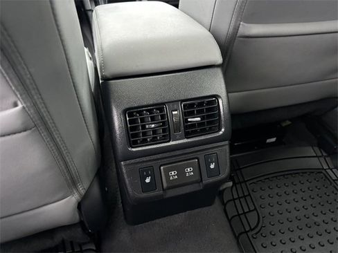 Used 2019 Subaru Outback 2.5i Limited w/ Popular Package #2 image 8