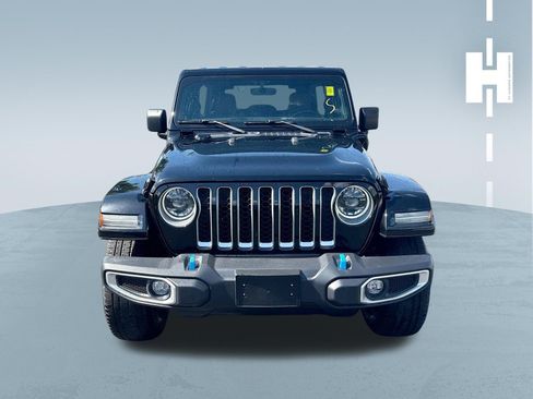 Used 2023 Jeep Wrangler Unlimited Sahara w/ Cold Weather Group AWD/4WD image 2