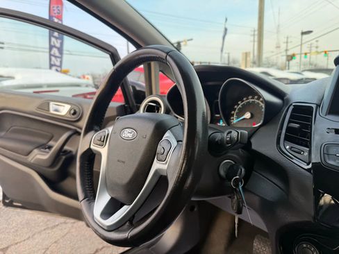 Used 2014 Ford Fiesta SE w/ Equipment Group 201A image 24