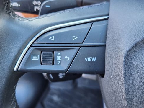 Used 2023 Audi Q5 2.0T Premium w/ Convenience Package image 23