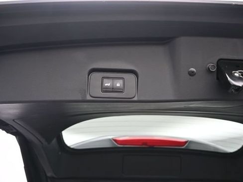Used 2022 Nissan Rogue SV w/ SV Premium Package AWD/4WD image 15