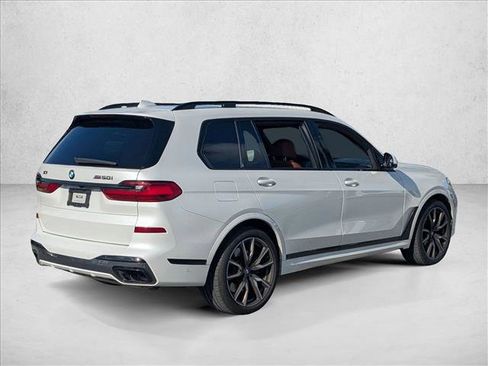 Used 2022 BMW X7 M50i AWD/4WD image 5
