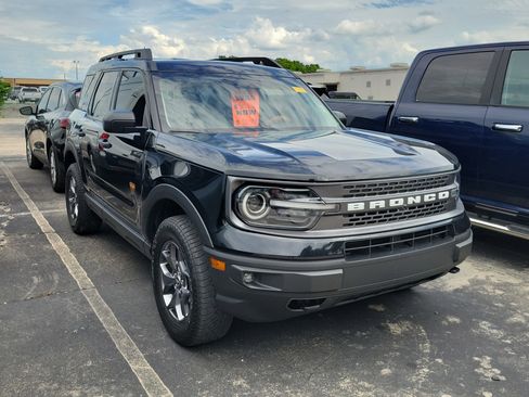 Used 2023 Ford Bronco Sport Badlands AWD/4WD image 6