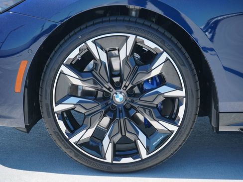 New 2026 BMW 530i w/ M Sport Package image 5