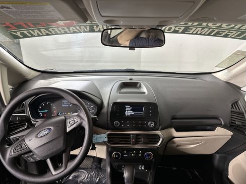 Used 2021 Ford EcoSport S image 25