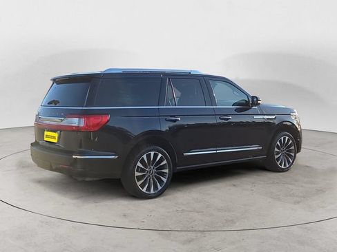 Used 2021 Lincoln Navigator Reserve AWD/4WD image 5