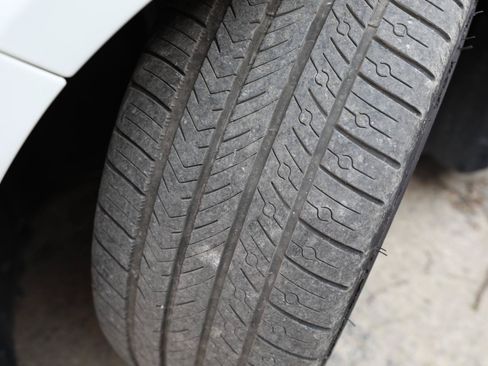 Used 2014 Mercedes-Benz CLA 250 4MATIC image 23