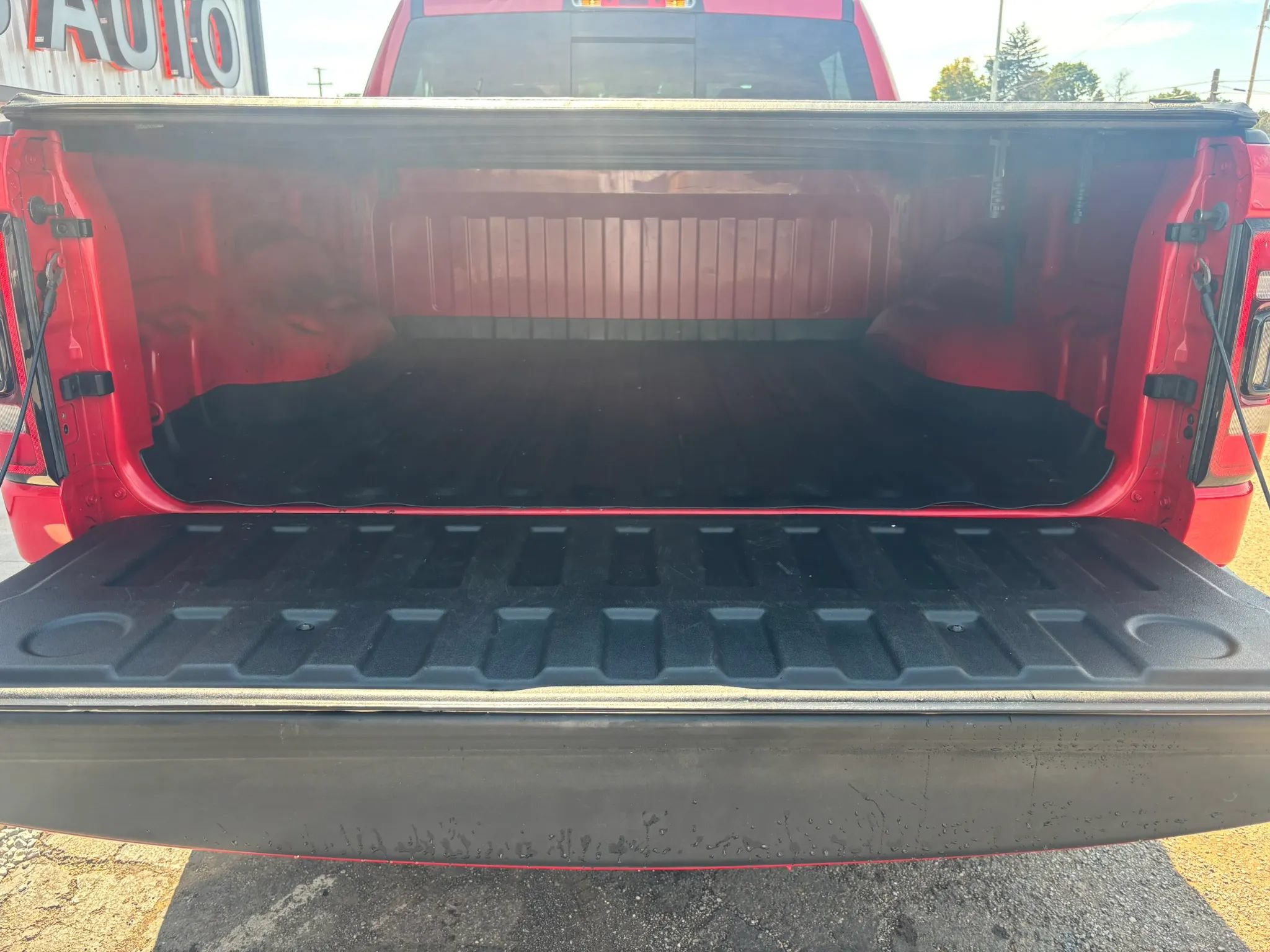 Used 2019 RAM 1500 Rebel w/ Rebel Level 1 Equipment Group AWD/4WD image 14