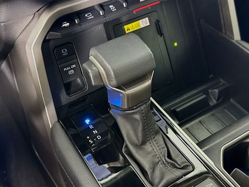 Used 2024 Toyota Tundra Limited image 19