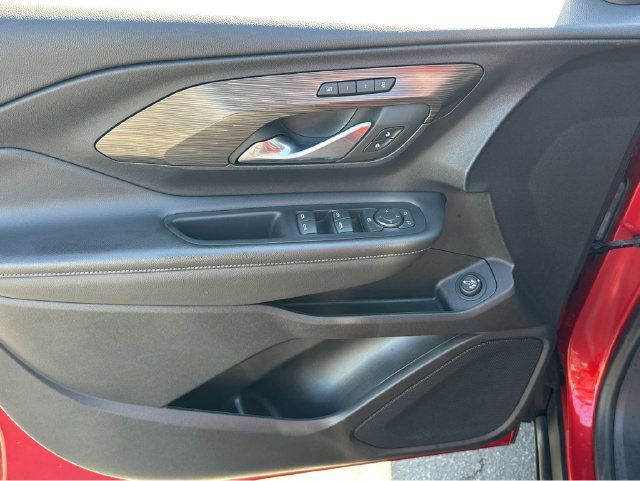 Certified 2023 GMC Terrain SLT FWD image 6
