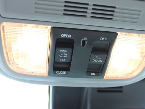 Used 2021 Honda Pilot Special Edition image 23