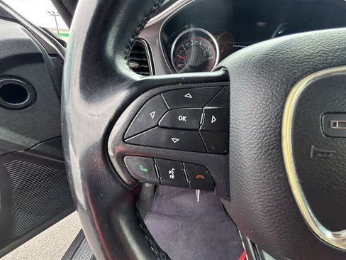 Used 2019 Dodge Challenger SXT RWD image 21