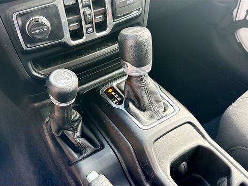 Used 2023 Jeep Wrangler Unlimited w/ Cold Weather Group AWD/4WD image 18