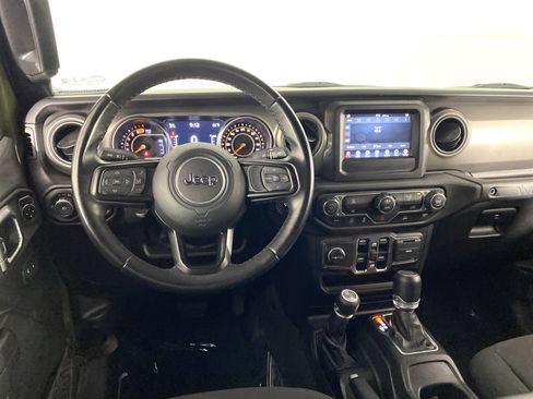 Used 2022 Jeep Wrangler Unlimited Sport AWD/4WD image 18