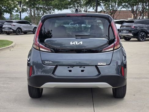 Certified 2025 Kia Soul LX w/ LX Technology Package FWD image 13
