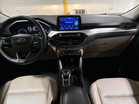 Used 2022 Ford Escape SEL AWD/4WD image 10