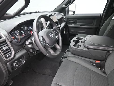 New 2026 RAM 2500 Tradesman AWD/4WD image 18