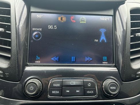 Used 2014 Chevrolet Impala LT w/ Convenience Package FWD image 21