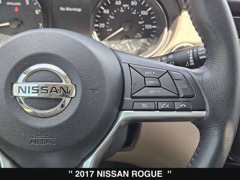 Used 2017 Nissan Rogue SL w/ SL Premium Package FWD image 25