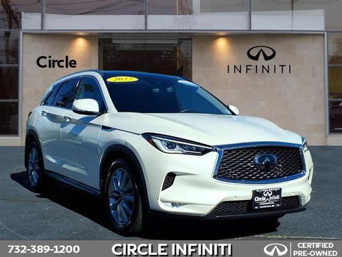 Certified 2022 INFINITI QX50 Essential image 1