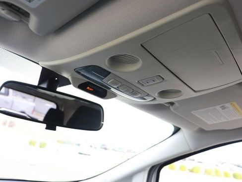 Used 2019 Ford EcoSport SE w/ SE Convenience Package image 24