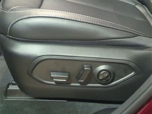 New 2025 Jeep Grand Cherokee Limited image 15