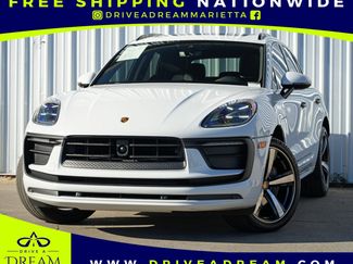 Used 2023 Porsche Macan video 1