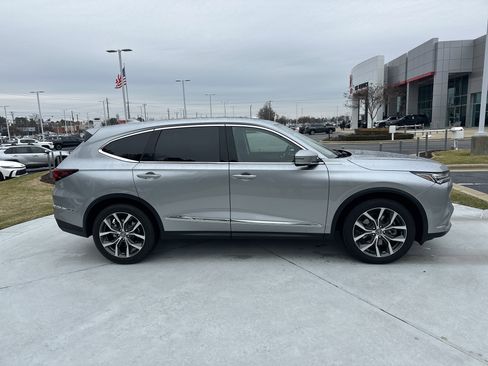 Used 2024 Acura MDX SH-AWD w/ Technology Package image 11