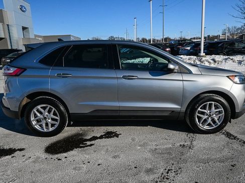 Used 2024 Ford Edge SEL w/ Convenience Package image 3