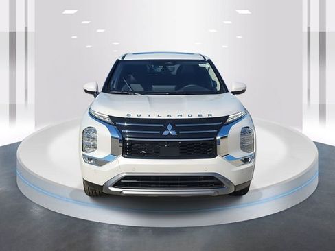 New 2026 Mitsubishi Outlander SE FWD image 2