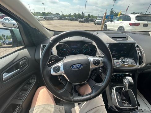 Used 2013 Ford Escape Titanium w/ Parking Technology Pkg AWD/4WD image 33