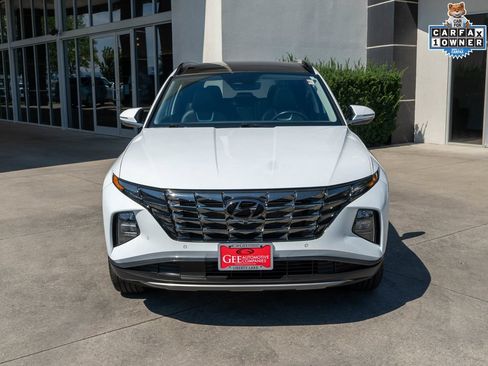 Used 2022 Hyundai Tucson Limited AWD/4WD image 2