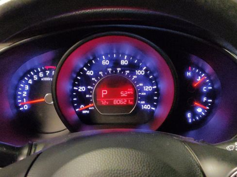Used 2019 Kia Soul FWD image 23