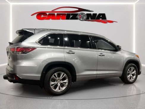Used 2015 Toyota Highlander XLE image 9