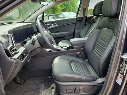 Used 2024 Kia Sportage SX image 13