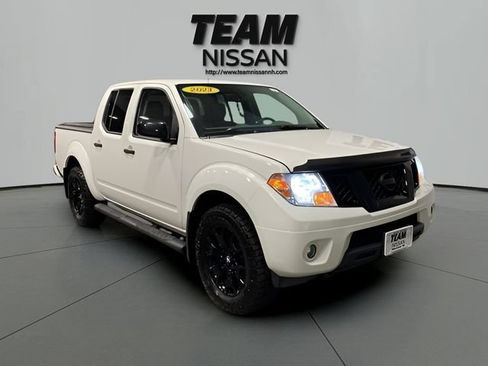Used 2021 Nissan Frontier SV w/ Midnight Edition Floor Mats AWD/4WD image 1