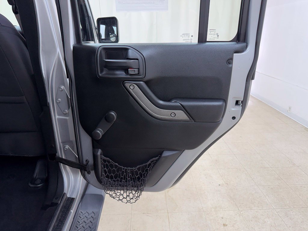 Used 2017 Jeep Wrangler Unlimited Sport AWD/4WD image 11