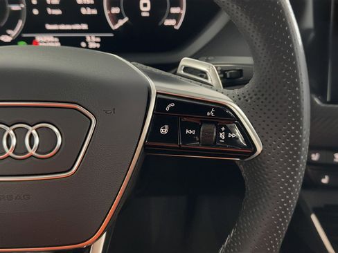 Used 2022 Audi e-tron GT Prestige w/ Prestige Package image 22