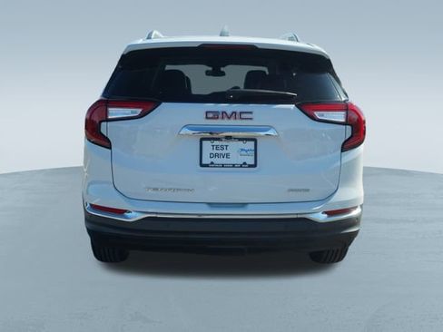 Used 2023 GMC Terrain SLT image 7
