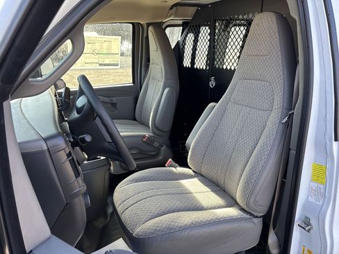 New 2025 Chevrolet Express 2500 w/ Driver Convenience Package image 14