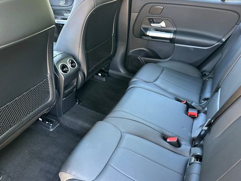 Certified 2023 Mercedes-Benz EQB 300 4MATIC image 28