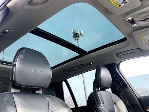 Used 2018 Volvo XC90 T6 Inscription w/ Convenience Package image 22