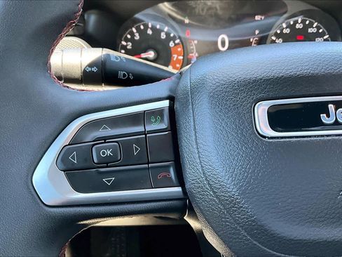 Used 2024 Jeep Compass Trailhawk AWD/4WD image 22