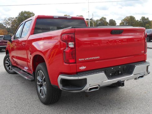Used 2023 Chevrolet Silverado 1500 LT w/ Z71 Off-Road Package image 3