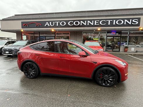 Used 2022 Tesla Model Y Performance image 2
