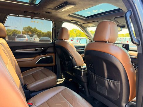 Used 2021 Kia Telluride SX w/ SX Prestige Package AWD/4WD image 23