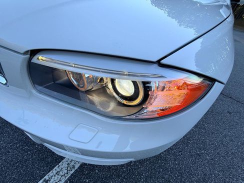 Used 2013 BMW 135i Convertible image 33