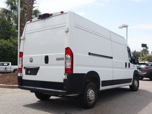 Used 2024 RAM ProMaster 2500 w/ Convenience Group FWD image 6