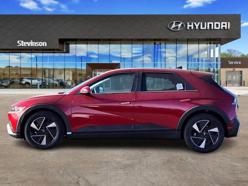New 2026 Hyundai Ioniq 5 SEL AWD/4WD image 2